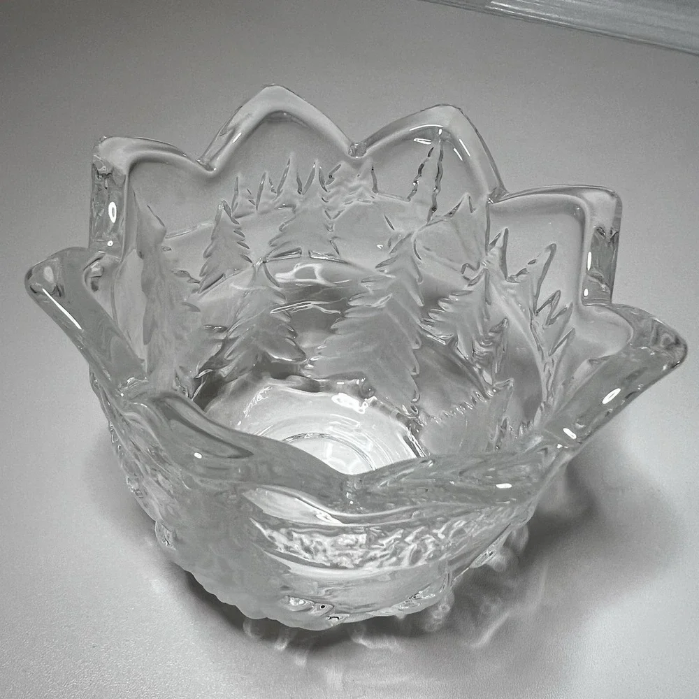 Mikasa Christmas Story Crystal Clear Glass‎ Votive/Tea Light Candle Holder